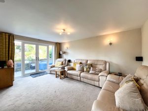 Photo 30- click for photo gallery